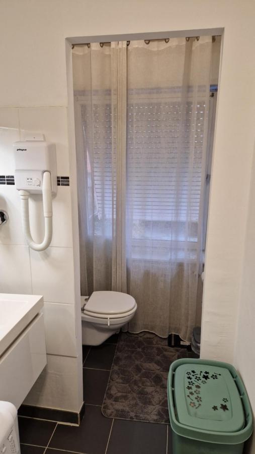 Appartement King Bed 4 People Near Basel, Switzerland, Weil Am Rhein, Loerrach, Germ'Any, Near Airport à Saint-Louis  Extérieur photo