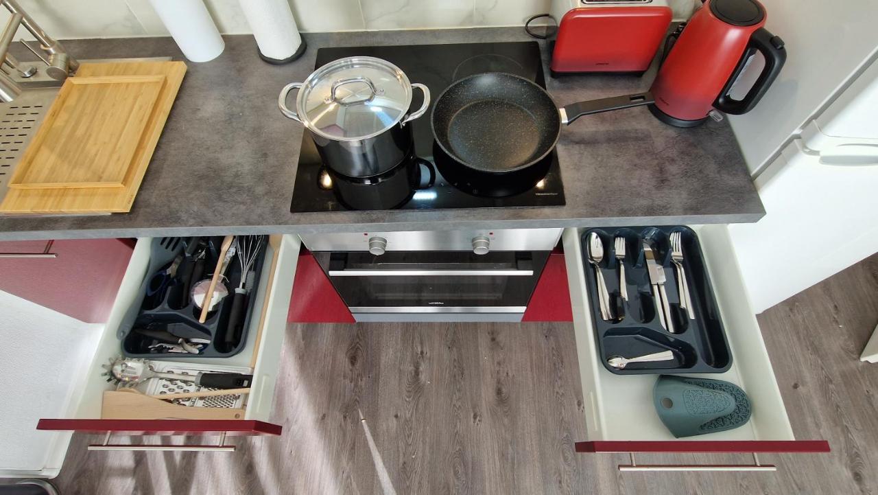 Appartement King Bed 4 People Near Basel, Switzerland, Weil Am Rhein, Loerrach, Germ'Any, Near Airport à Saint-Louis  Extérieur photo