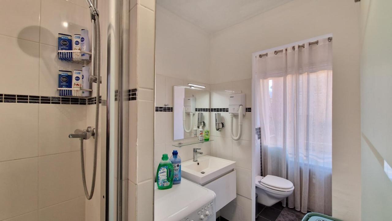 Appartement King Bed 4 People Near Basel, Switzerland, Weil Am Rhein, Loerrach, Germ'Any, Near Airport à Saint-Louis  Extérieur photo